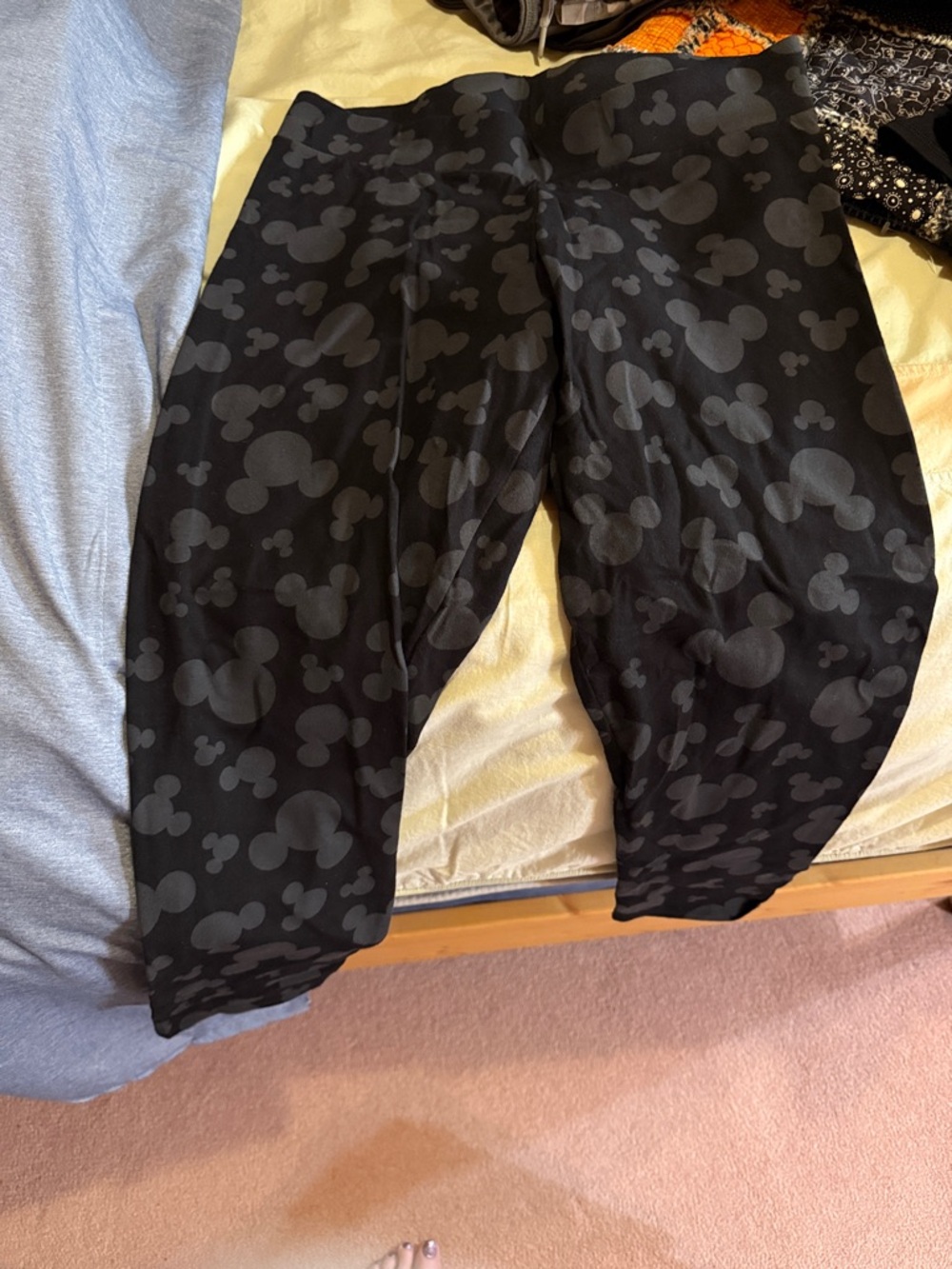 Disney Black Mickey Head Pattern Leggings